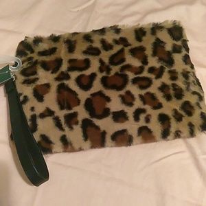 FREE w any purchase 🐆 leopard print